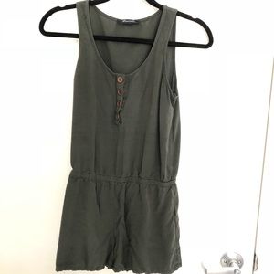 FOREVER 21 Dark green romper